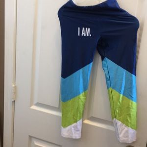 FINAL MARKDOWN Ladies Goldsheep Capri Leggings (XS)